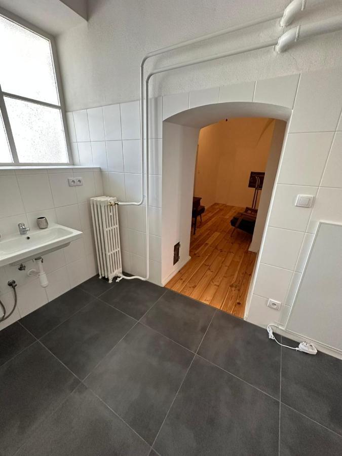 Central Plaza Great Apartment 4 Bedroom 3 Bathroom Bruckneudorf Exterior foto